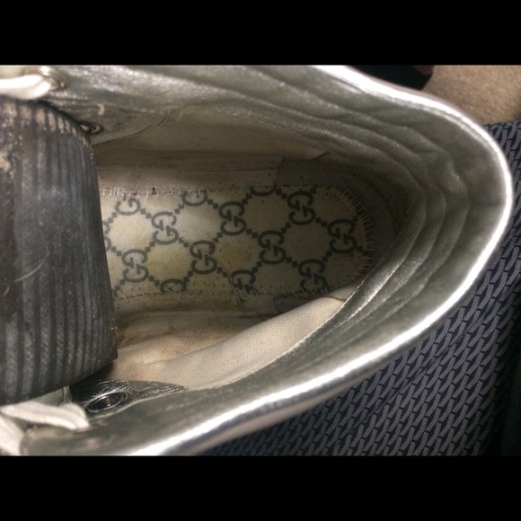 Gucci Shoes 10 - Picture 6 of 7